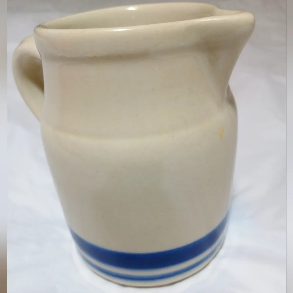 Pfaltzgraff Yorktown Creamer Pitcher